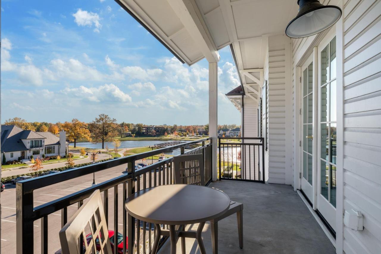 The Inn At Meadowbrook โอเวอร์แลนด์พาร์ค ภายนอก รูปภาพ
